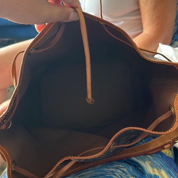 Louis Vuitton Noe Bucket Bag - Picture 9 of 9